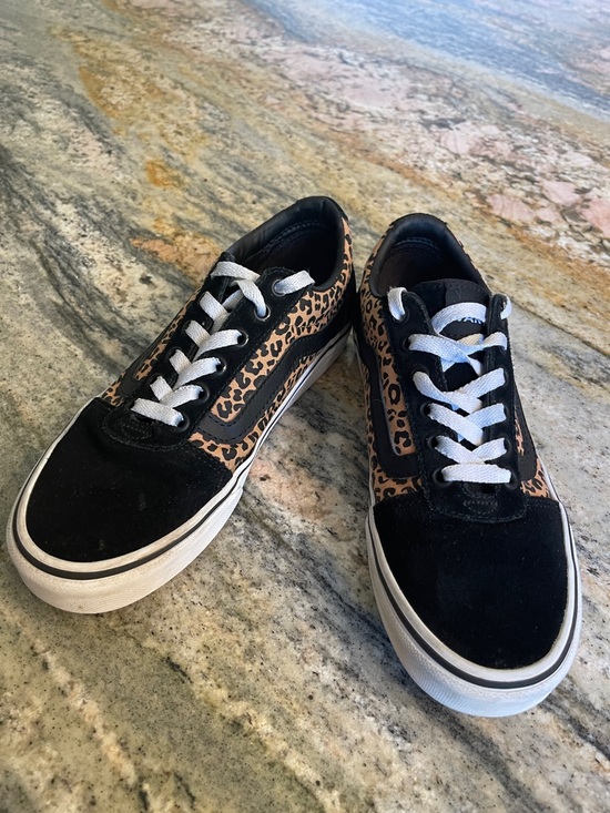 Vans Shoes - Vans of the Wall Old  Skool Sneakers 
Featuring Leopard Print Design Size 7